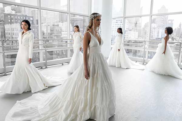Justin Alexander Signature: A Poetic Embrace of Patience in Bridal Couture