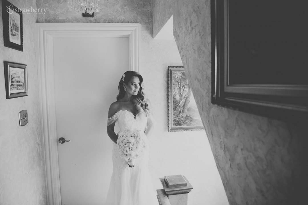 black-white-bride-wedding-dress-bouquet-wall-art.jpg