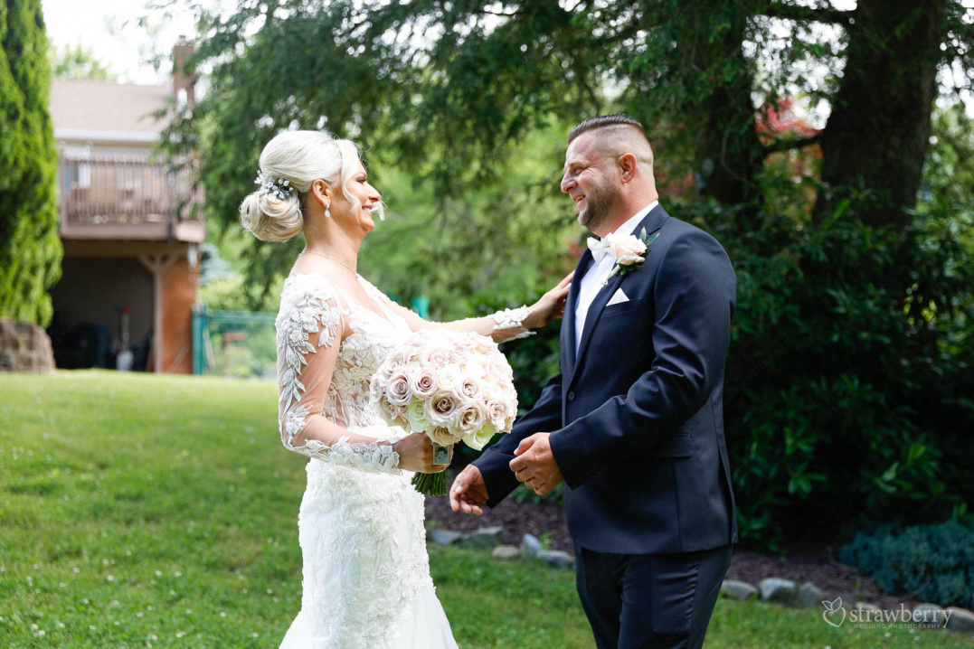bride-groom-first-look-in-garden-2