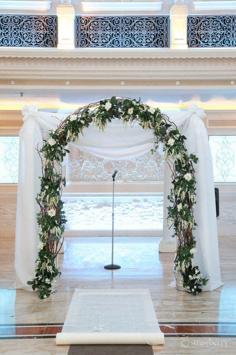 decorative-wedding-arch