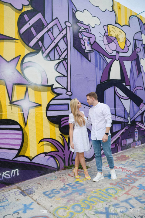 engaged-couple-miami-graffitti-wall-3