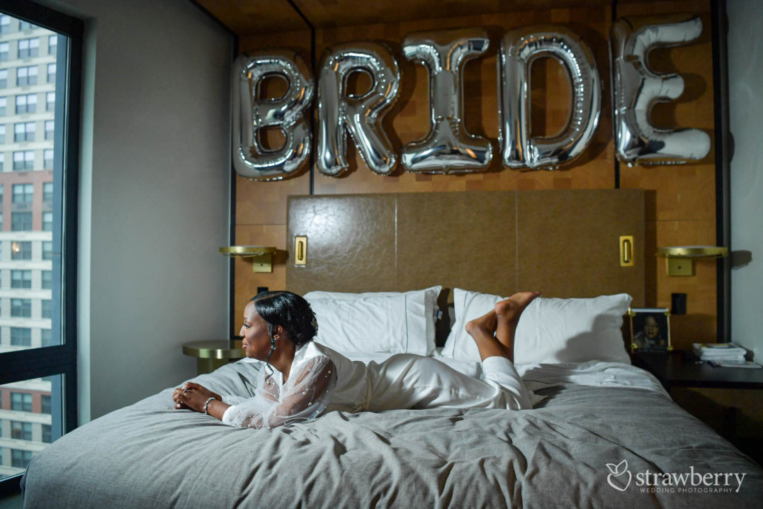 bride-on-the-bed