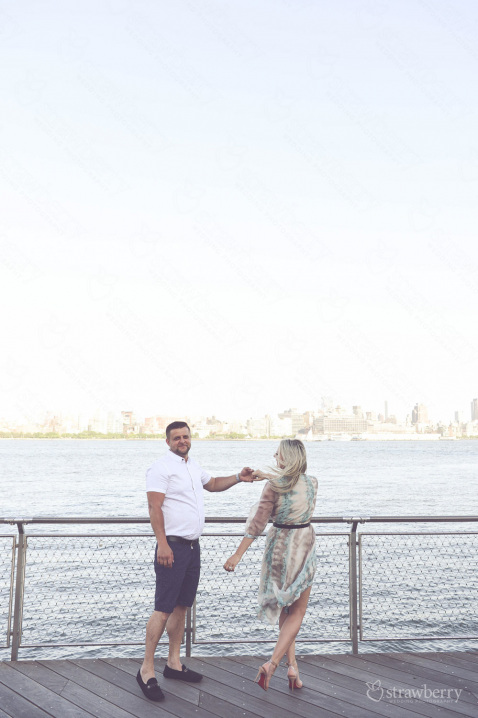 couple-dancing-beside-the-river