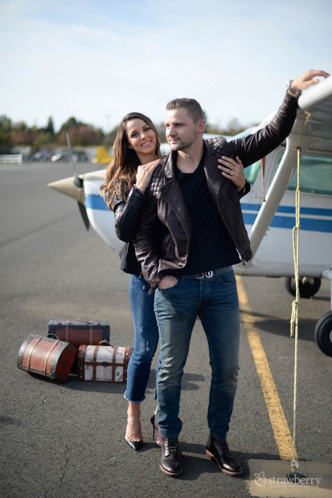 happy-couple-on-airstrip