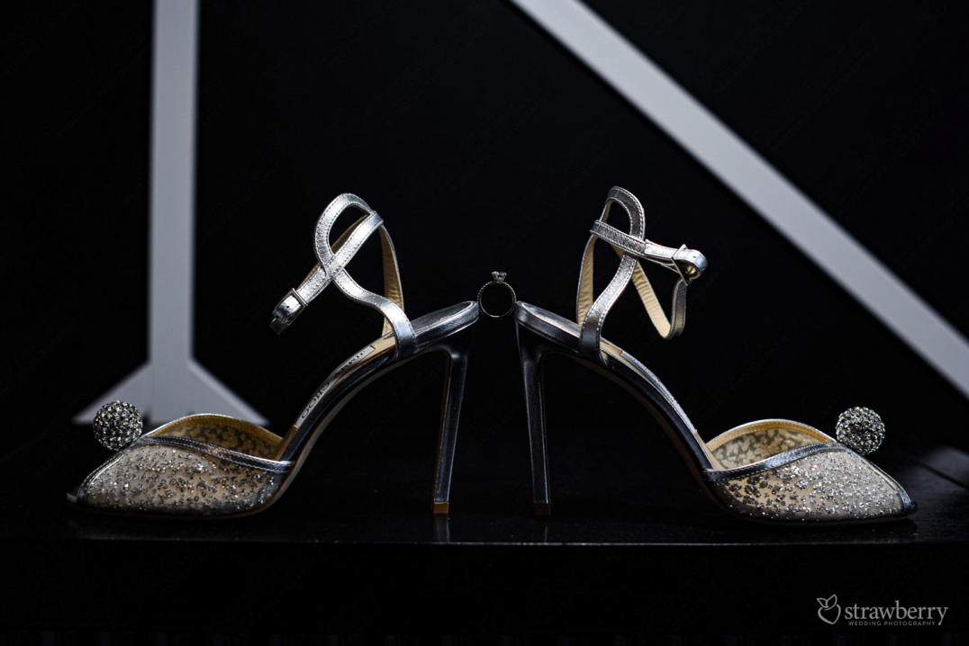 artictic-shot-wedding-shoes-and-ring
